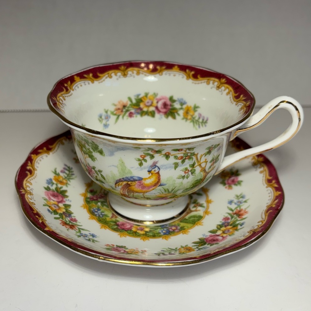 Royal Albert Chelsea Bird Maroon Footed Cup & Saucer England Discontinued TeaCup